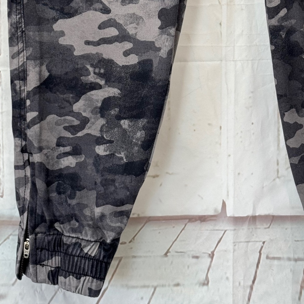 Spanx Womens Camo Stretch Twill Cargo Jogger Gray Blackwash Pants Sz. Small S - Picture 6 of 13
